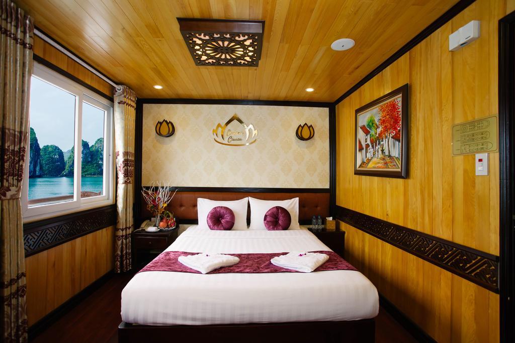 Hotel Cristina Diamond Cruise Ha Long Esterno foto