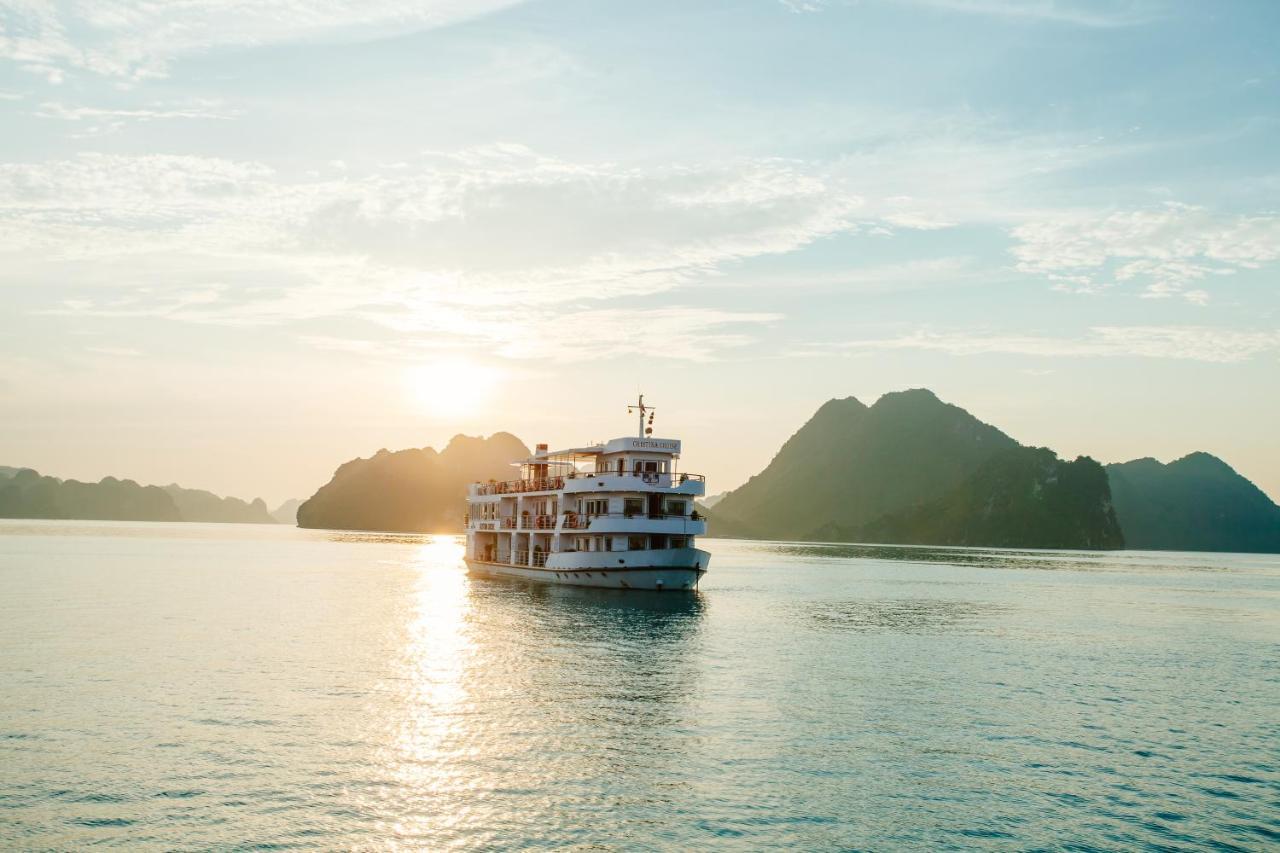 Hotel Cristina Diamond Cruise Ha Long Esterno foto